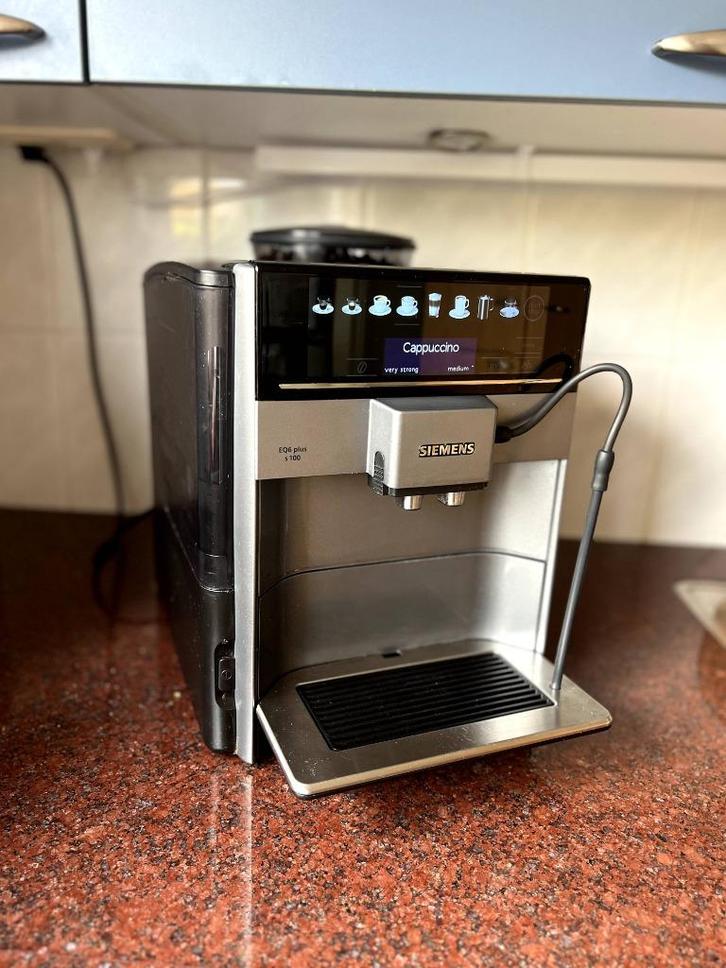Siemens EQ.6 Plus S100 – Volautomatisch Koffieapparaat, Witgoed en Apparatuur, Koffiezetapparaten, Zo goed als nieuw, Koffiebonen