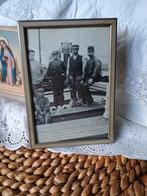 Oud fotolijstje met bol glas ( nr.18), Antiek en Kunst, Curiosa en Brocante, Ophalen of Verzenden