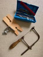 Vintage oude figuurzaag met zaagjes, Antiek en Kunst, Antiek | Gereedschap en Instrumenten, Ophalen of Verzenden