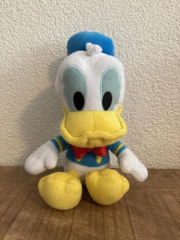 Disney knuffel Donald Duck. 20 cm. ZGAN. beschikbaar voor biedingen
