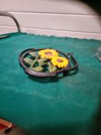 onderzetter gietijzer met zonnebloemen, Huis en Inrichting, Woonaccessoires | Onderzetters, Ophalen of Verzenden, 'T Olde Gre-j