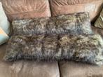 2 grote zachte faux fur/ namaakbont kussens 80x23, Huis en Inrichting, Woonaccessoires | Kussens, Nieuw, Ophalen of Verzenden