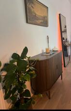 Jysk Dressoir Donkerbruin - Tambourdeuren, Ophalen, 100 tot 150 cm, Zo goed als nieuw, 25 tot 50 cm