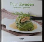 Te koop: PUUR ZWEDEN. PROEVEN + GENIETEN. 2004, Ophalen of Verzenden, Zo goed als nieuw, Overige gebieden, Hoofdgerechten