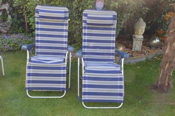 2 CRESPO tuinstoelen / ligbedden / campingstoelen, blauw/wit beschikbaar voor biedingen