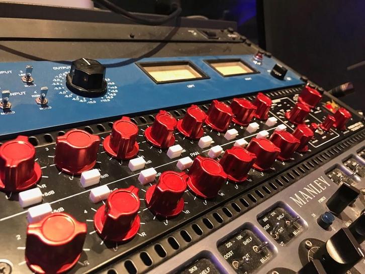 Phoenix Nicerizer 16 MKII/V2 Class A analoge Summing Mixer, Audio, Tv en Foto, Professionele Audio-, Tv- en Video-apparatuur, Zo goed als nieuw
