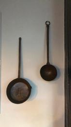 Oude roodkoperen pan en lepel met bewerkte steel, Ophalen of Verzenden, Koper