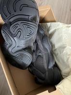 Yeezy 500 utility black nieuw in doos zie foto !, Ophalen of Verzenden, Zo goed als nieuw, Zwart