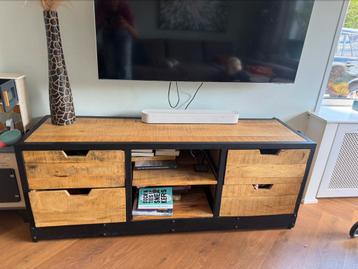 Televisie meubel hout / staal beschikbaar voor biedingen