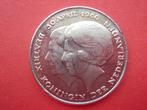 Herdenkingsmunt Rijksdaalder Troonswisseling 1980, Ophalen of Verzenden, Koningin Beatrix, 2½ gulden, Losse munt
