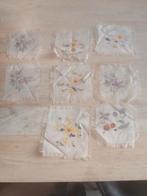 Vintage servetten doekjes kleedjes met Bloemenmotief franje, Ophalen of Verzenden
