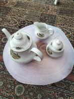 Castle Bavaria theepot, Antiek en Kunst, Antiek | Servies los, Ophalen of Verzenden