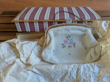 Vintage TANY Paris handgemaakte kralen clutch – ca. 1950s beschikbaar voor biedingen