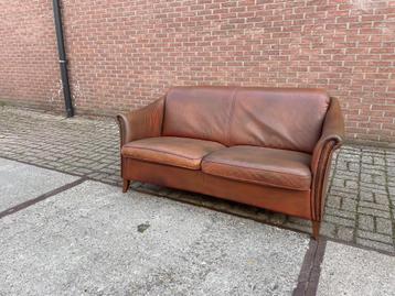 Klassieke 2.5 zits sofa rundleder beschikbaar voor biedingen