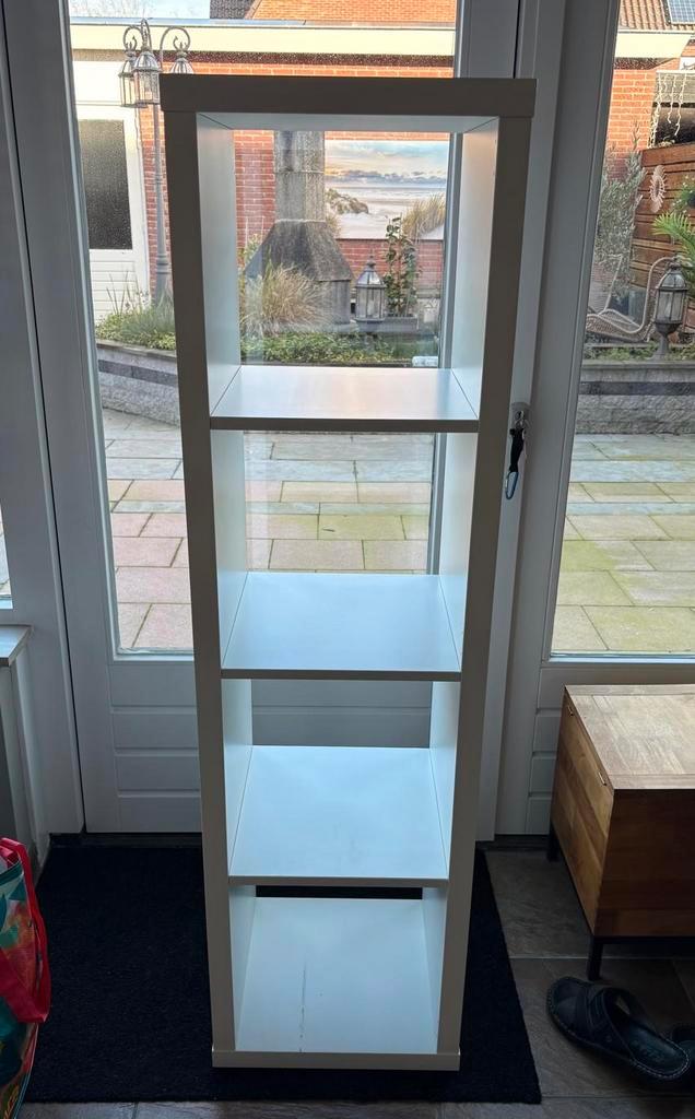 IKEA kallax kast 1x4, Huis en Inrichting, Kasten | Overige, Gebruikt, Ophalen