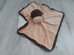 Knuffel knuffeldoekje Menzis natalis aap Monkey bruin L9, Ophalen of Verzenden, Zo goed als nieuw, Overige typen