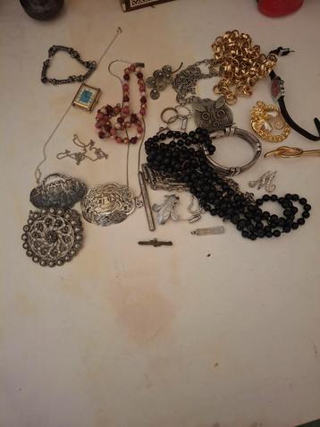 Sieraden  beschikbaar voor biedingen
