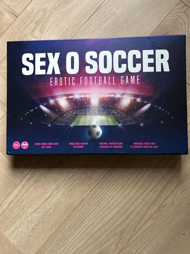 Sex O Soccer - Erotisch Voetbalspel, Hobby en Vrije tijd, Gezelschapsspellen | Bordspellen, Nieuw, Een of twee spelers, Ophalen of Verzenden