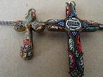 Vintage Italiaans kruisbeeld medaillon hanger mozaïek 2x set, Ophalen of Verzenden, Zo goed als nieuw, Sieraad, Christendom | Katholiek