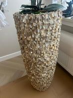 Schelpen vaas met nep bloemen, Huis en Inrichting, Ophalen, Overige materialen, Gebruikt, Overige kleuren