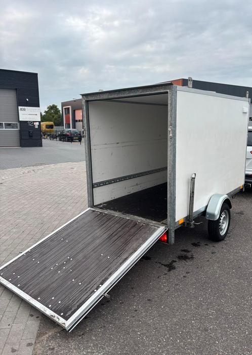 ❗️❗️Gesloten aanhanger met laadklep 250x130x150 750kg❗️❗️, Auto diversen, Aanhangers en Bagagewagens, Zo goed als nieuw, Ophalen of Verzenden