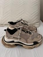 Balenciaga Triple S sneakers beige zwart, Balenciaga, Beige, Overige typen, Ophalen of Verzenden