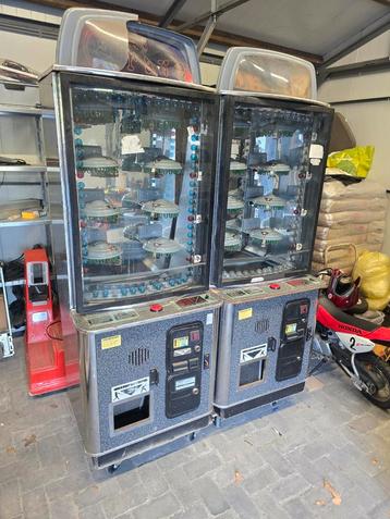 2 x Sports Arena by Sammy - Prize Vending Arcade Game kermis beschikbaar voor biedingen