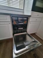 Witte keuken met nieuwe apparatuur te koop, Huis en Inrichting, Keuken | Complete keukens, Ophalen, Gebruikt