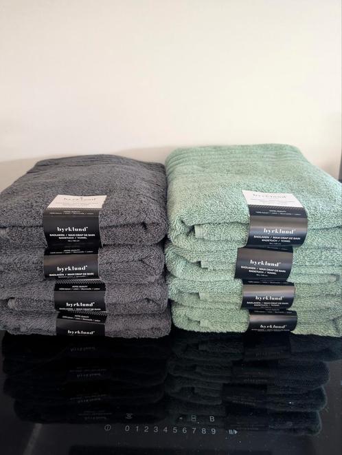 Byrklund badlaken 70x140 groen/ grijs, 8 stuks NIEUW, Huis en Inrichting, Badkamer | Badtextiel en Accessoires, Nieuw, Handdoek