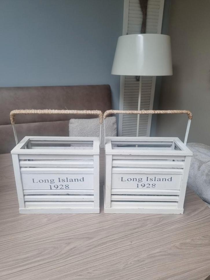 2 Landelijke Shutter Windlichten, Huis en Inrichting, Woonaccessoires | Kisten, Zo goed als nieuw, Minder dan 50 cm, Minder dan 50 cm
