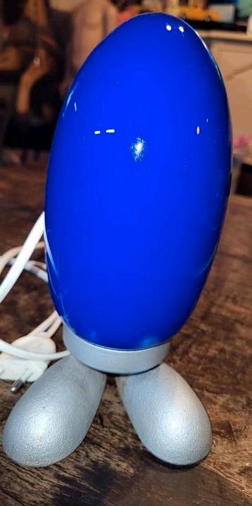 Mooie Onbeschadigde  Blauwe Ikea Ei Lamp beschikbaar voor biedingen