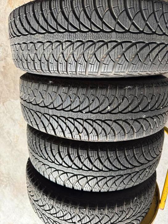 Winterbanden + velgen 15" Opel,Suzuki,Kia,Mazda,Toyota 4x100, Auto diversen, Autosport-onderdelen, Gebruikt, Ophalen