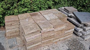 140 Tegels 30 x 30 beschikbaar voor biedingen