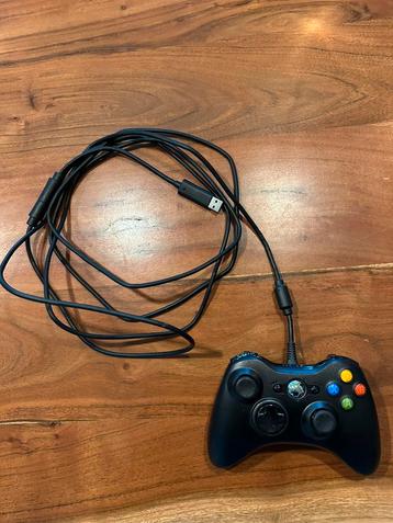 XBOX 360 controller met USB-A beschikbaar voor biedingen