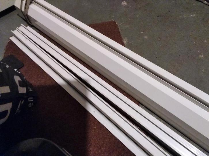 Wit screen verduisterd handbediening 140 breedte 120 hoogte, Doe-het-zelf en Verbouw, Overige Doe-het-zelf en Verbouw, Gebruikt