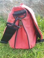 Ruime Eastpak schoudertas (Koraal Rood), Ophalen of Verzenden, Zo goed als nieuw, Rood, Overige merken
