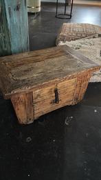 Landelijk Hoffz tafeltje, Huis en Inrichting, Tafels | Salontafels, Ophalen, Gebruikt, Minder dan 50 cm, Rechthoekig