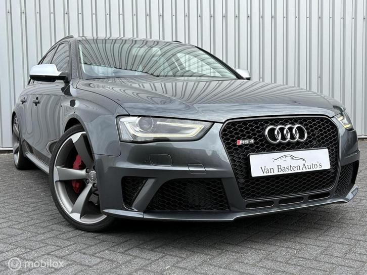 Audi RS 4 Avant 4.2 FSI V8 Quattro | B&O | Pano | Leder | 20, Auto's, Audi, Bedrijf, Te koop, RS4, 4x4, ABS, Airbags, Airconditioning