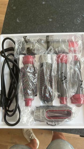 Nieuw: hot air styler 5+1 beschikbaar voor biedingen
