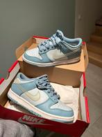 Nike dunk low, Kleding | Dames, Schoenen, Blauw, Nike, Ophalen of Verzenden, Sneakers of Gympen