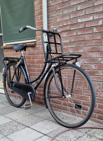 Te-koop Gazelle Omafiets Opoefiets Transportfiets Stadsfiets beschikbaar voor biedingen