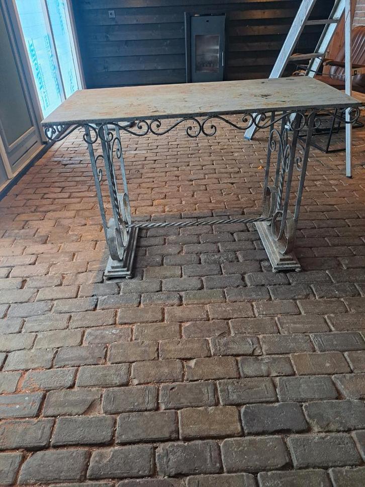Brocante ijzeren tafel, Huis en Inrichting, Tafels | Bijzettafels, Rechthoekig, Ophalen