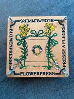 Vintage originele bloemenpers herbarium bloemen pers, Ophalen of Verzenden