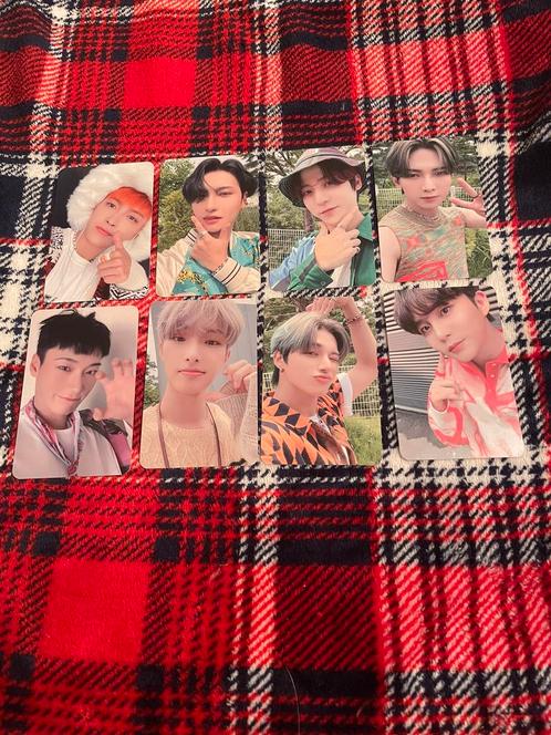 Ateez Fever Whosfan Café pob photocard set, Verzamelen, Muziek, Artiesten en Beroemdheden, Zo goed als nieuw, Foto of Kaart, Ophalen of Verzenden