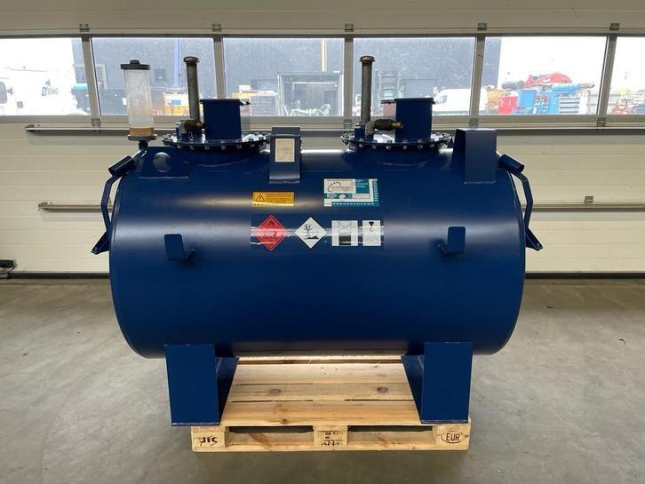 steenbergen KIWA 1150 liter dieseltank dubbelwandig, Zakelijke goederen, Machines en Bouw | Keten en Containers, Ophalen of Verzenden