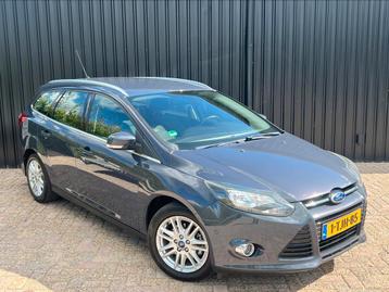 Ford Focus 1.0 EcoBoost Wagon | Cruise | Navi | Trekhaak | beschikbaar voor biedingen