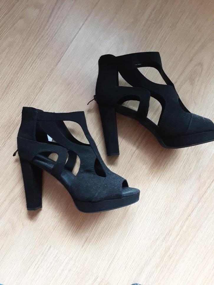 Splinternieuwe suede zwarte hoge hakken maat 42 - Anna Field, Kleding | Dames, Schoenen, Nieuw, Schoenen met hoge hakken, Zwart