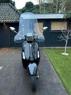Vespa sprint zwart 2016, Ophalen, Zo goed als nieuw, Benzine