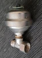 FLAMCO waterslagdemper met t-stuk, Doe-het-zelf en Verbouw, Buizen en Afvoer, Overige typen, Ophalen of Verzenden, Zo goed als nieuw