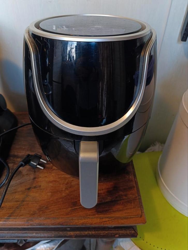 Action Air Fryer 4,5L + veel accessoires, Witgoed en Apparatuur, Airfryers, Gebruikt, Airfryer XL, Ophalen